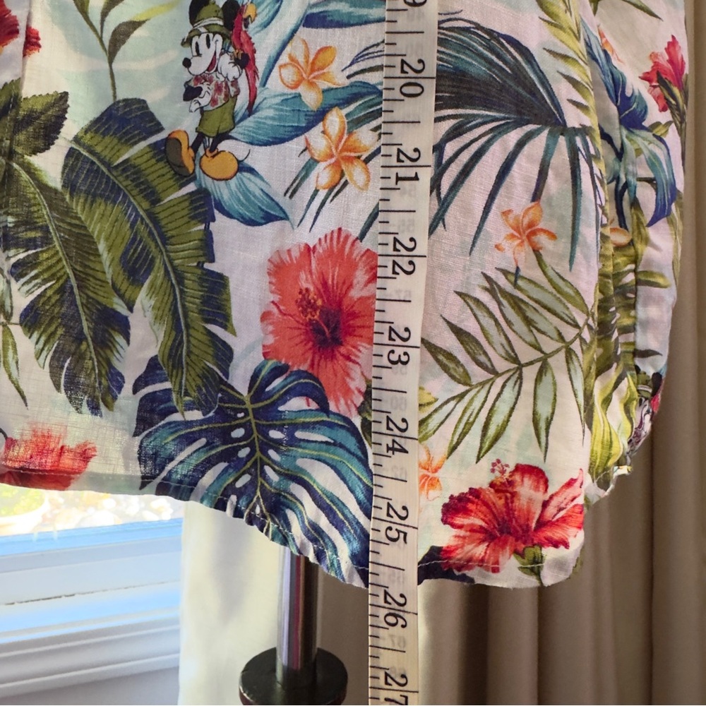 Disney Tommy Bahama Jungle Jubilee Camp Shirt Medium - Picture 12 of 13
